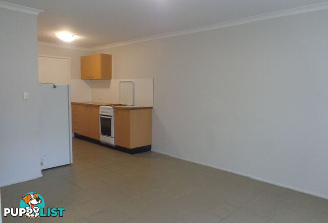 2/6 Gray Street SOUTHPORT QLD 4215