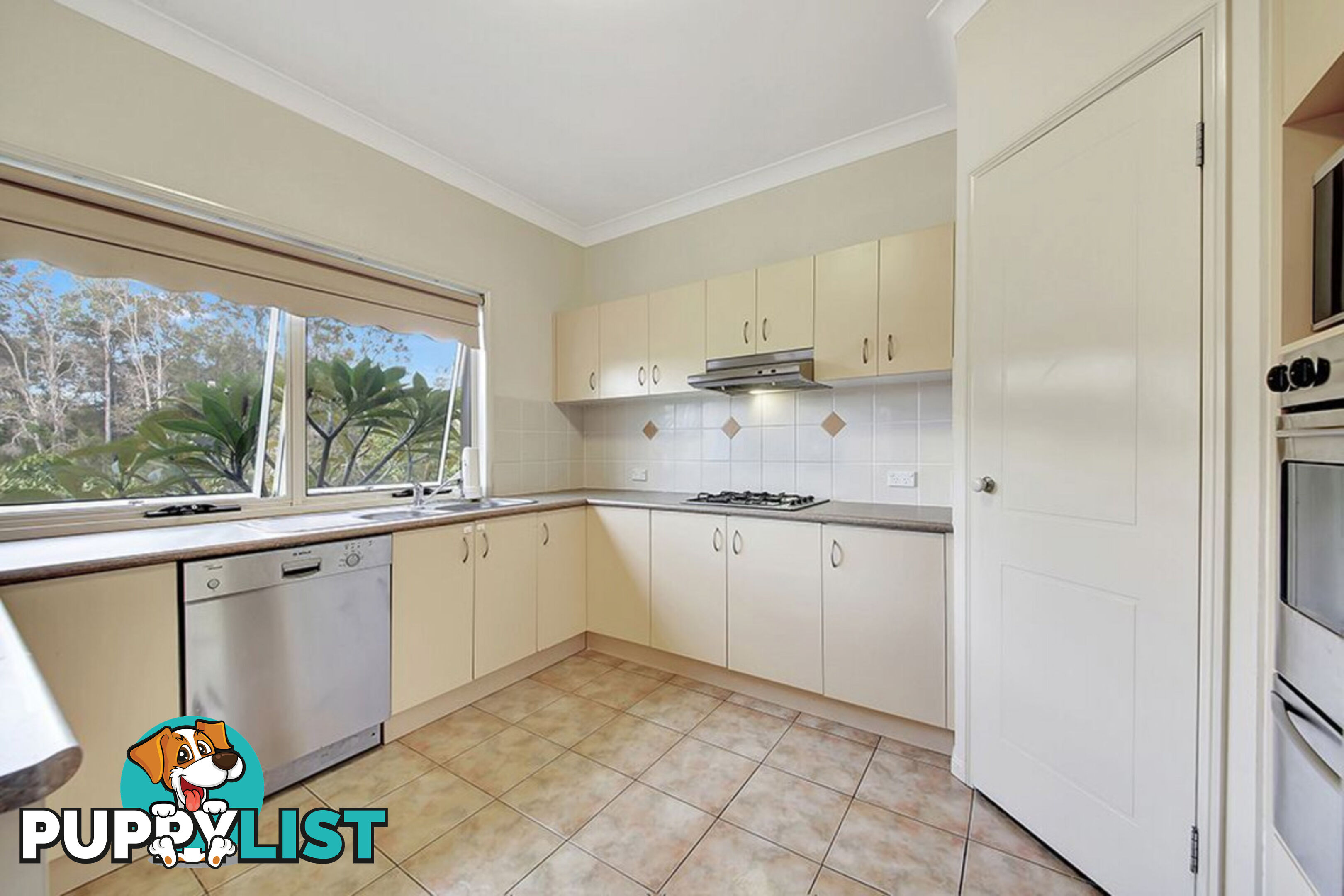 138/40 Cotlew Street East SOUTHPORT QLD 4215