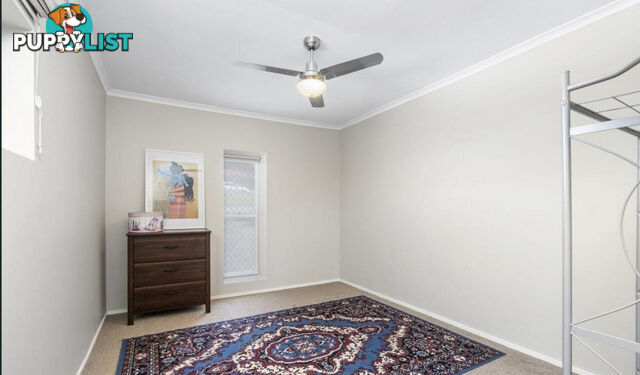 1/179 Olsen Avenue LABRADOR QLD 4215