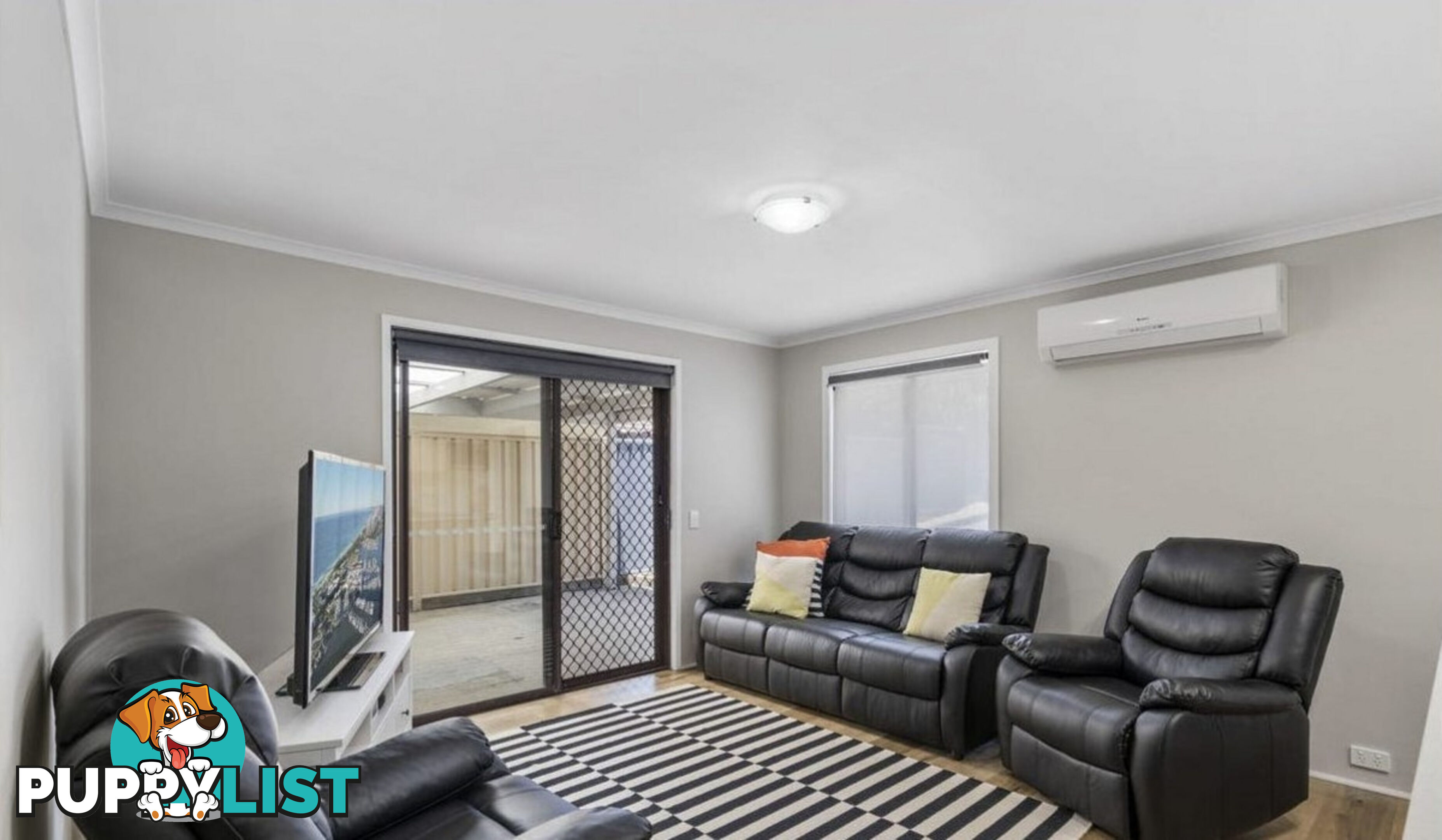 1/179 Olsen Avenue LABRADOR QLD 4215