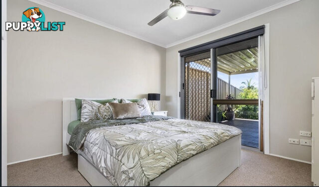 1/179 Olsen Avenue LABRADOR QLD 4215