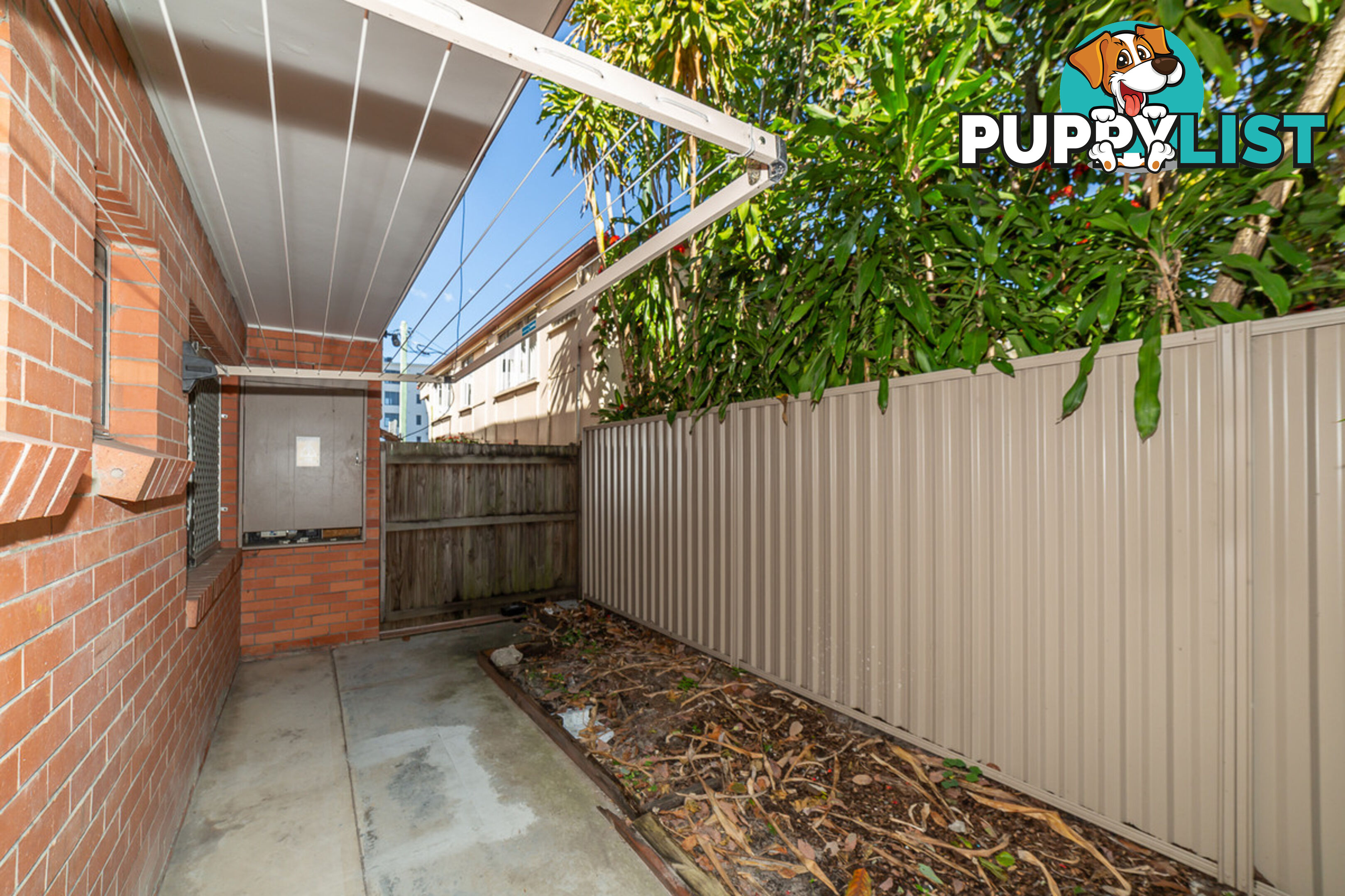 2/5 North Street SOUTHPORT QLD 4215