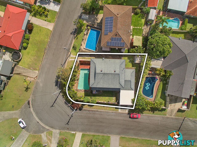 15 Crinum Crescent SOUTHPORT QLD 4215