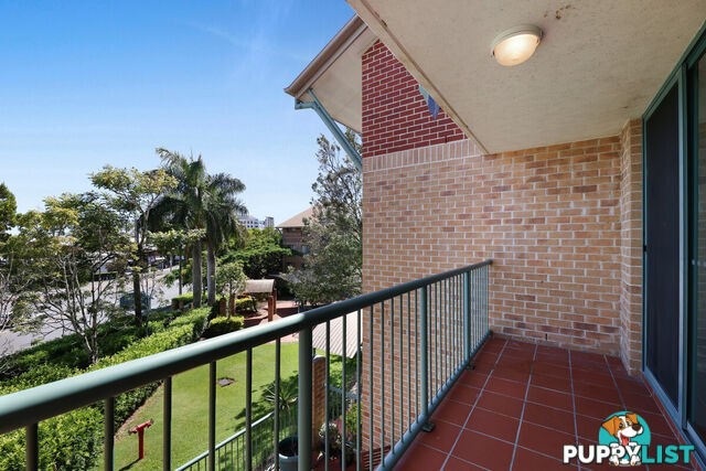 42/45 Pohlman Street SOUTHPORT QLD 4215