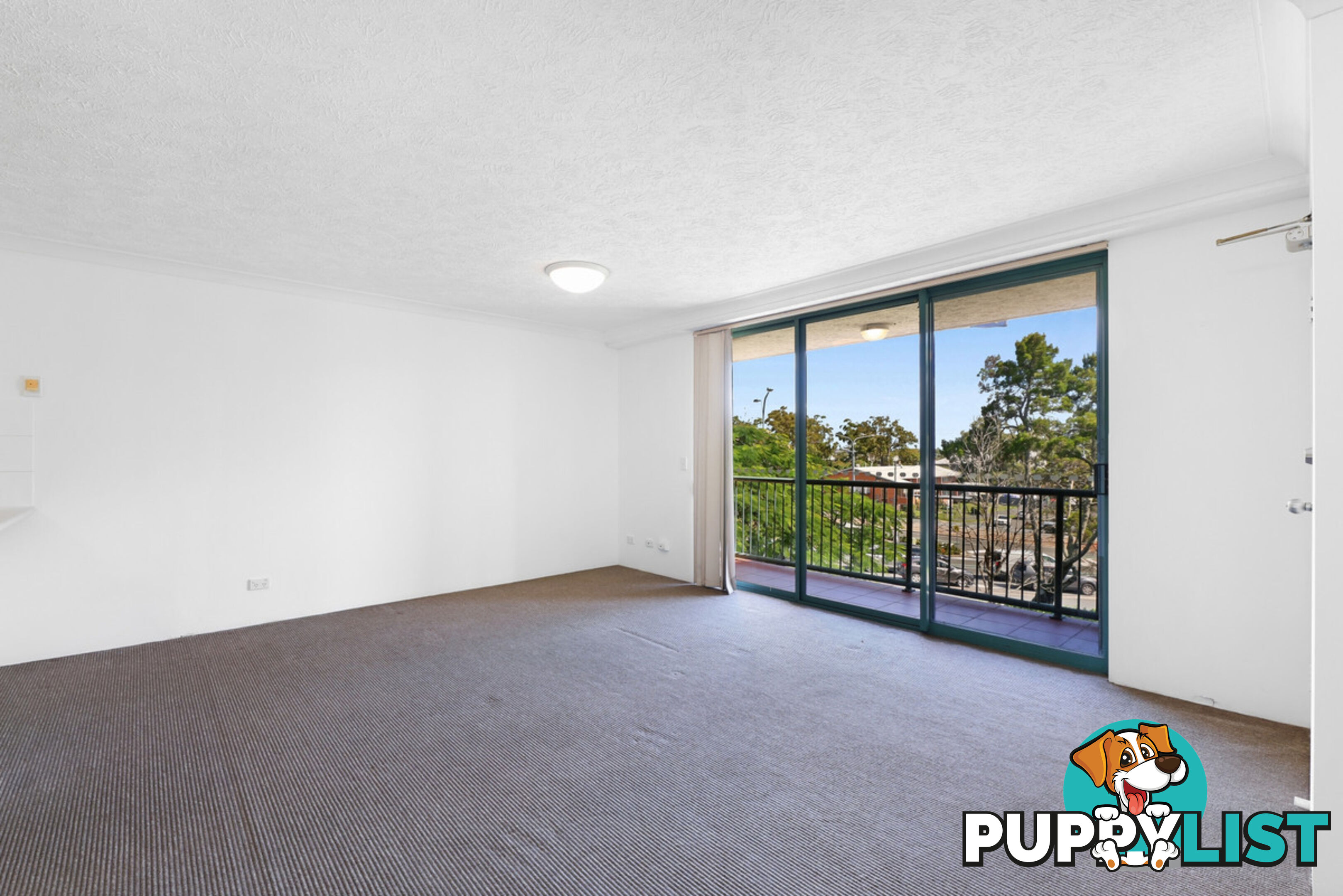 42/45 Pohlman Street SOUTHPORT QLD 4215