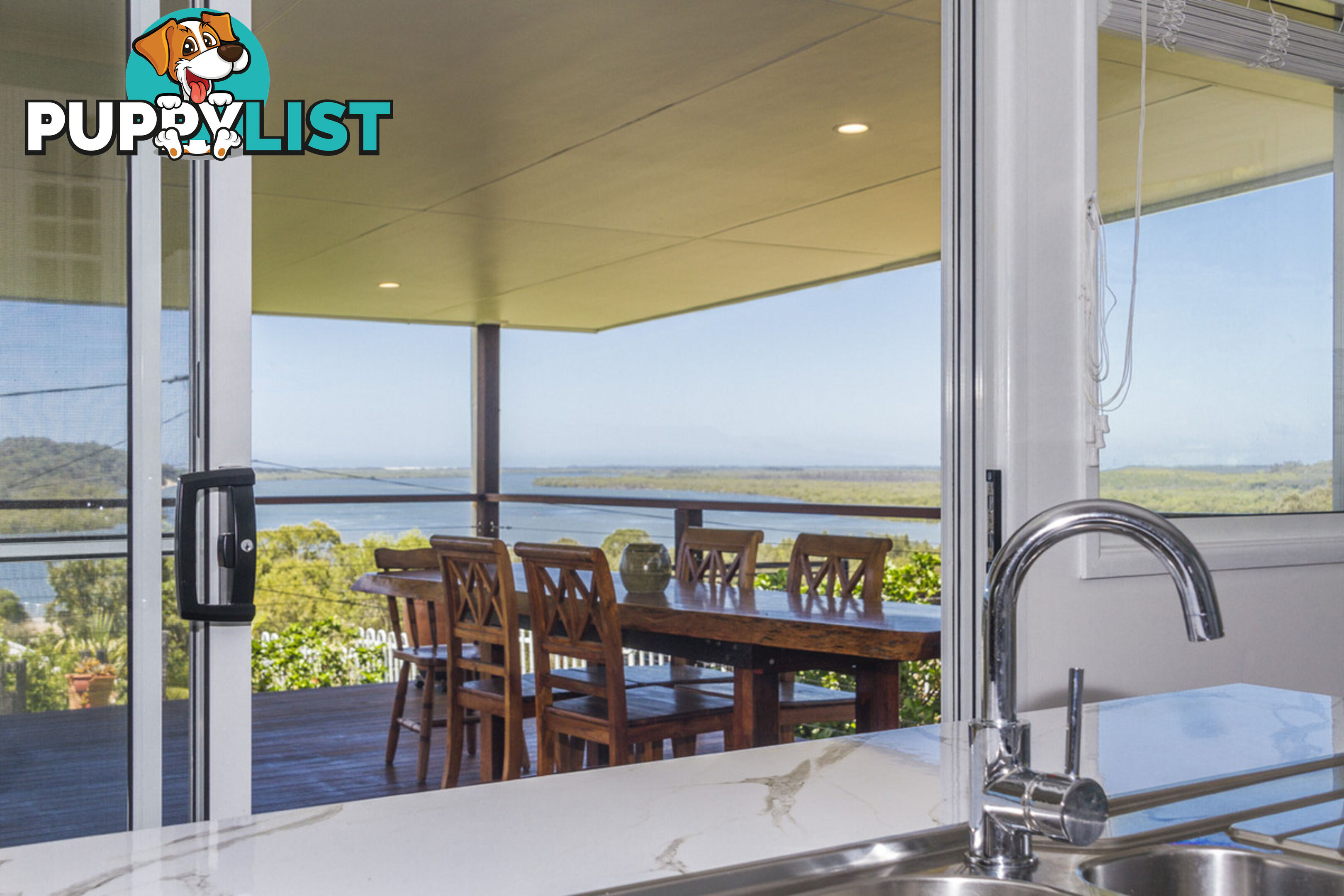 21 Crescent Drive RUSSELL ISLAND QLD 4184