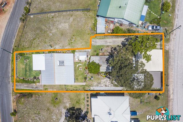 21 Crescent Drive RUSSELL ISLAND QLD 4184