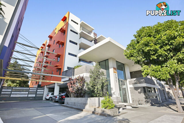 28/171 Scarborough Street SOUTHPORT QLD 4215