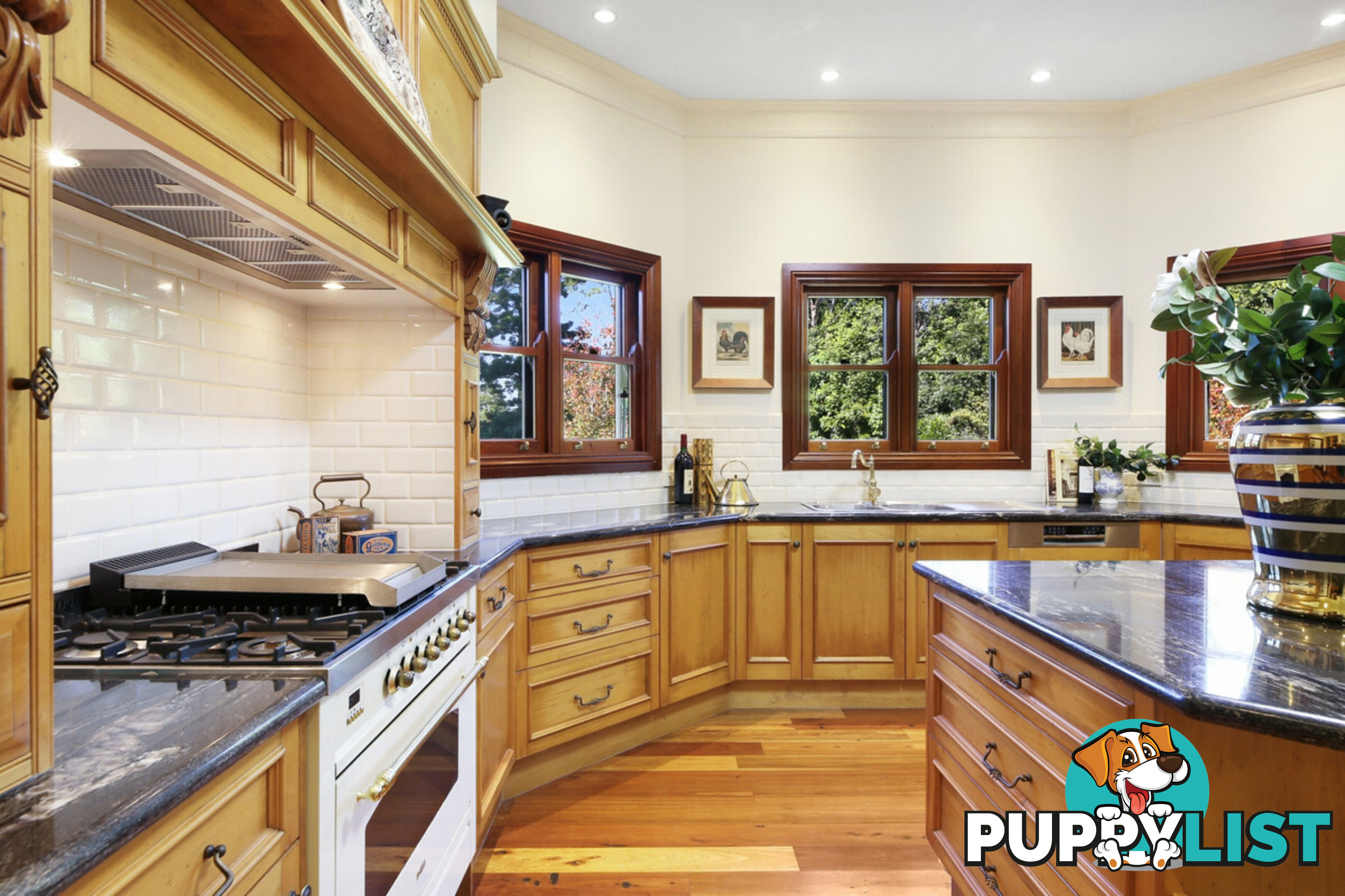411 Long Road TAMBORINE MOUNTAIN QLD 4272