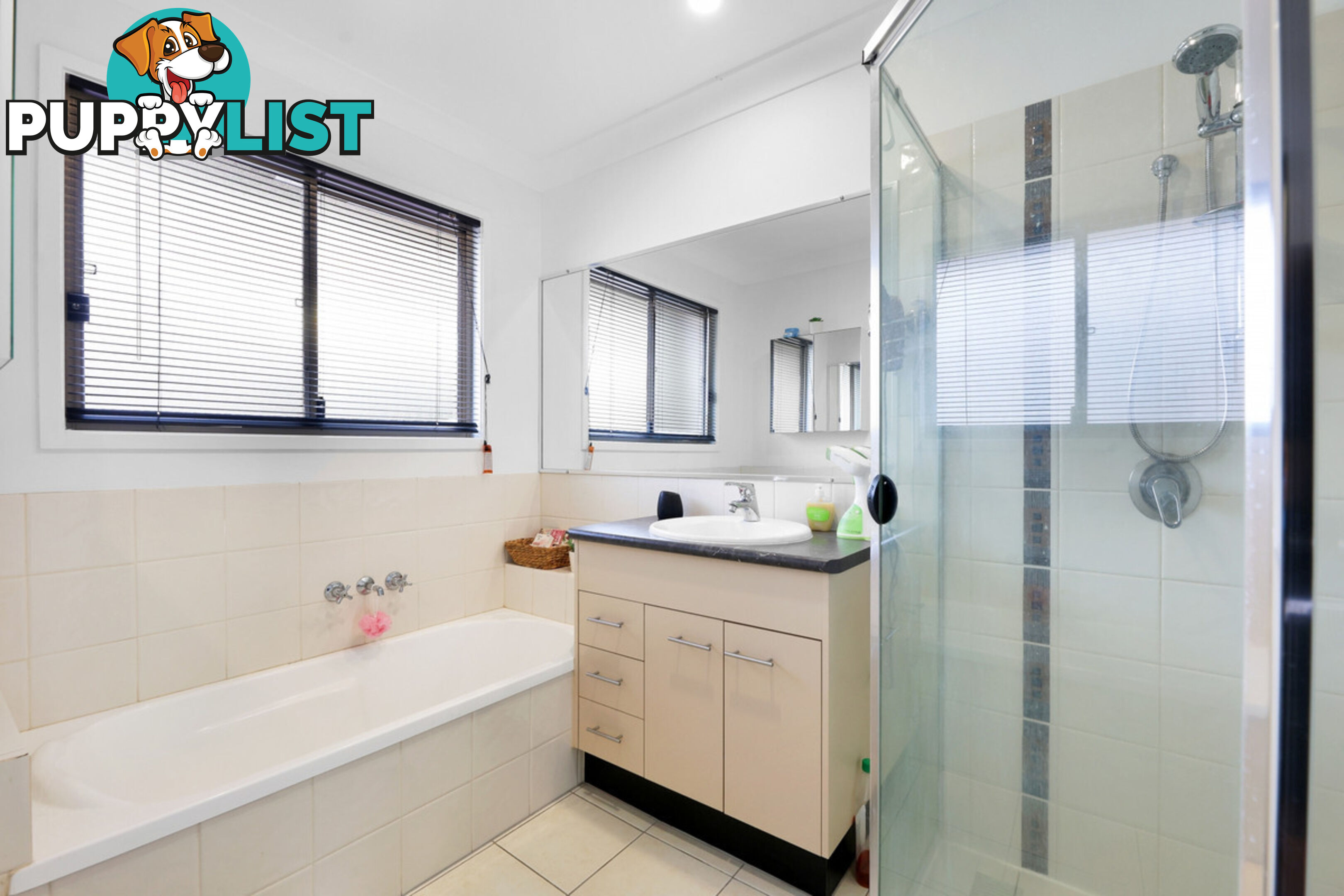 2/3 Blake SOUTHPORT QLD 4215