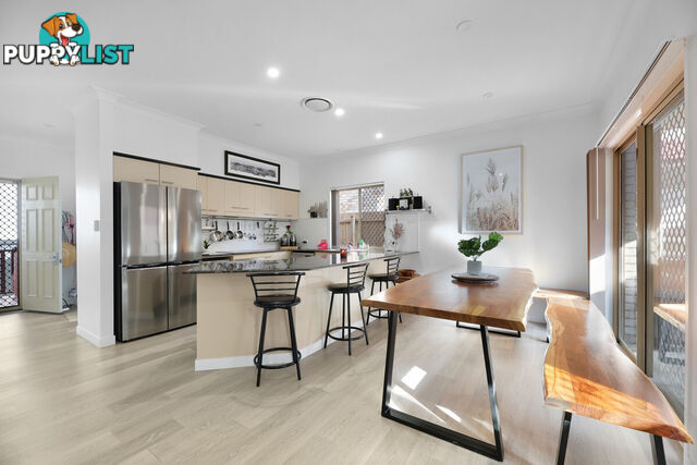 2/3 Blake SOUTHPORT QLD 4215