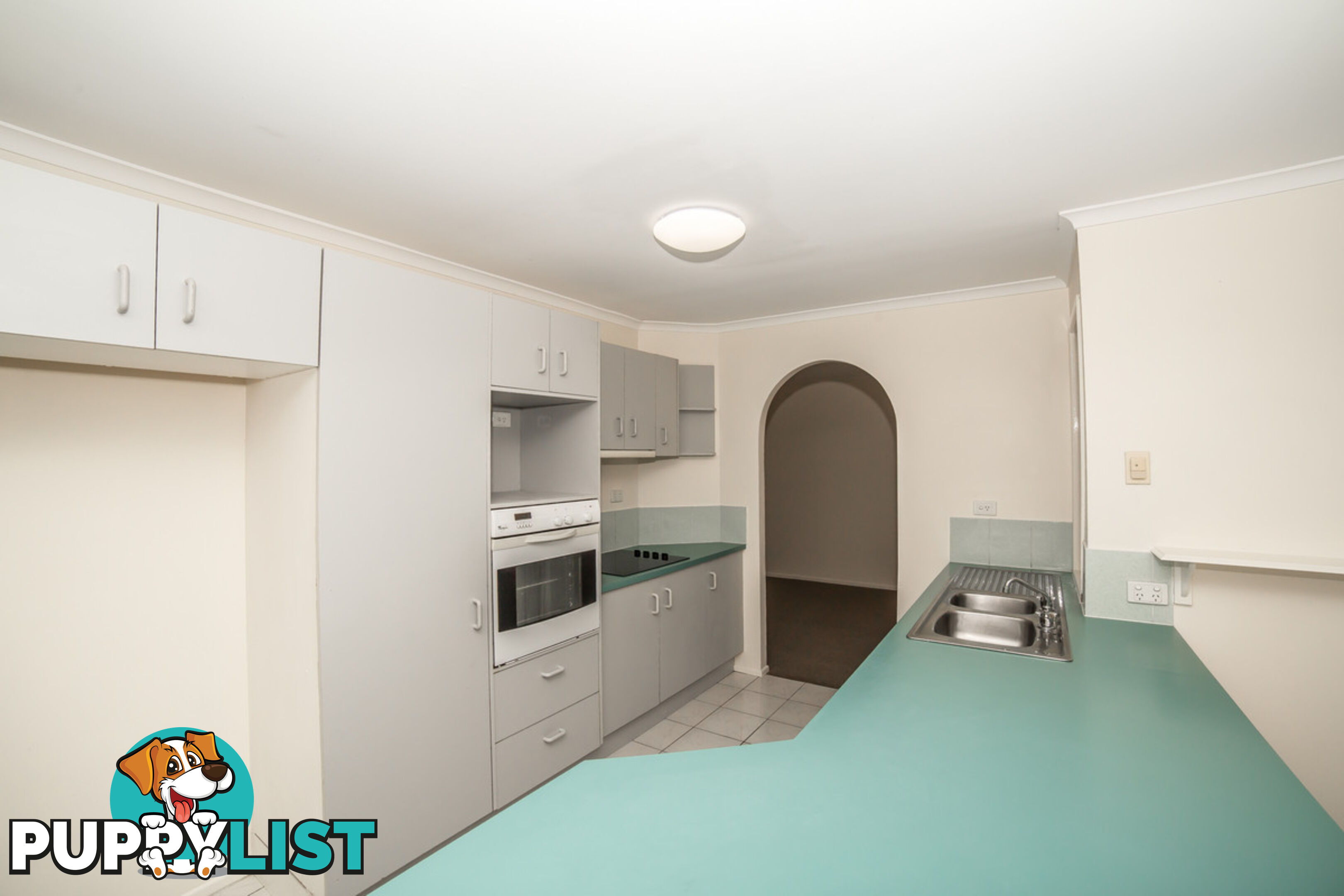 67 Allied Drive ARUNDEL QLD 4214