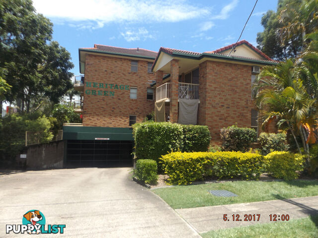 11/35-37 Huth Street LABRADOR QLD 4215