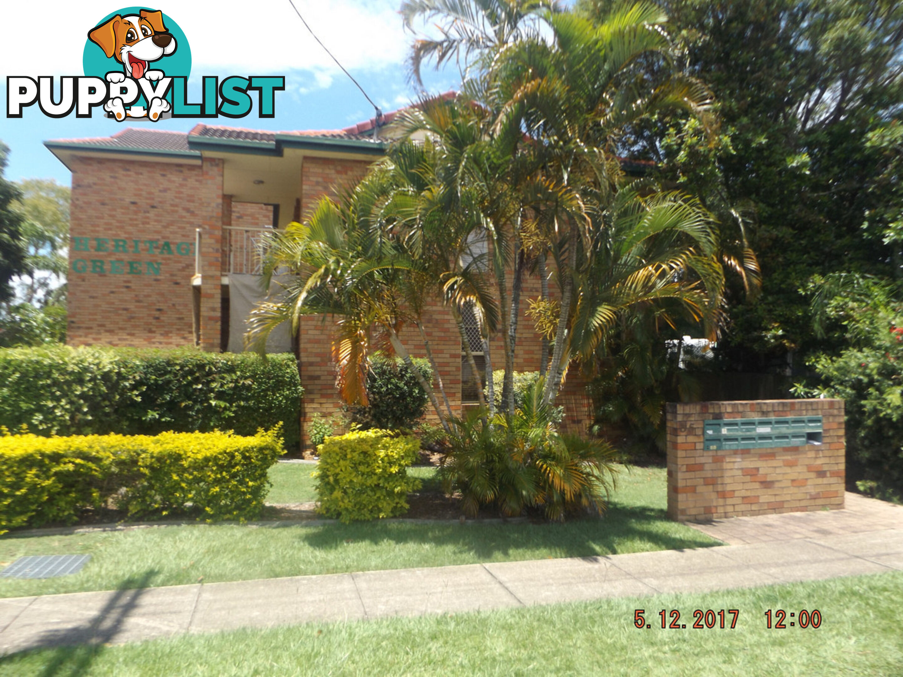 11/35-37 Huth Street LABRADOR QLD 4215