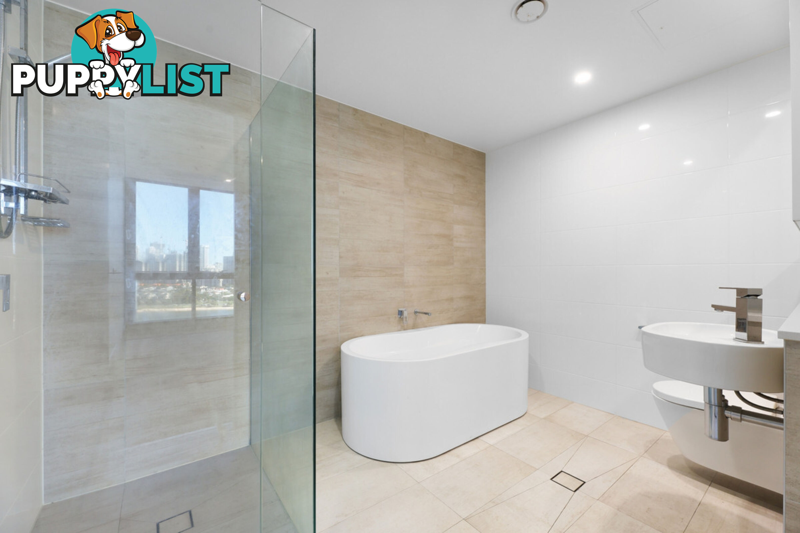 1411/2 Como Crescent SOUTHPORT QLD 4215