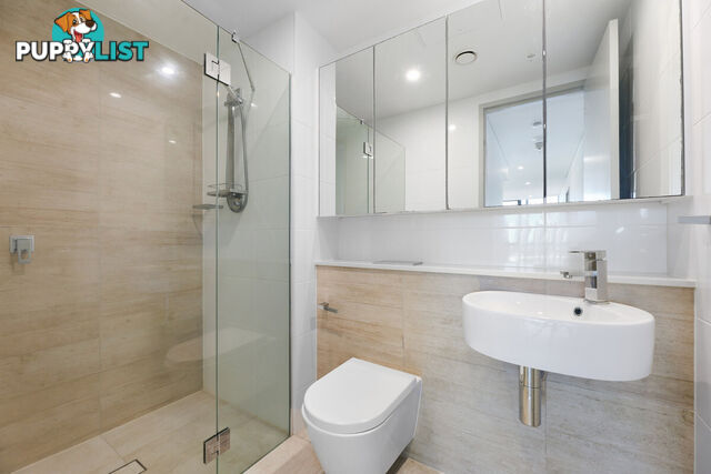 1411/2 Como Crescent SOUTHPORT QLD 4215