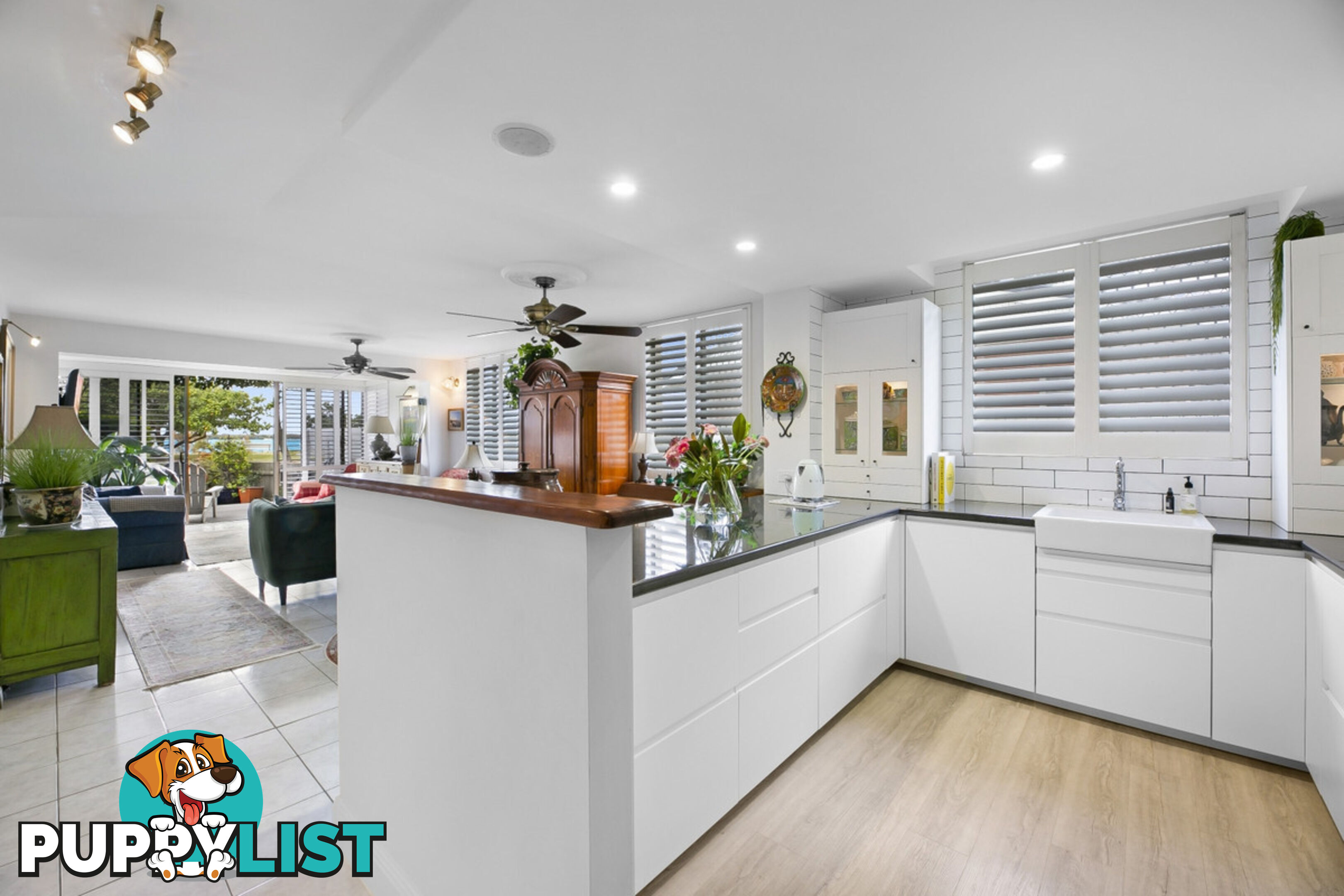 1/540 Marine Parade BIGGERA WATERS QLD 4216