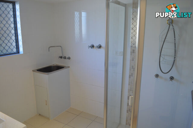 3/45 Duet Drive MERMAID WATERS QLD 4218