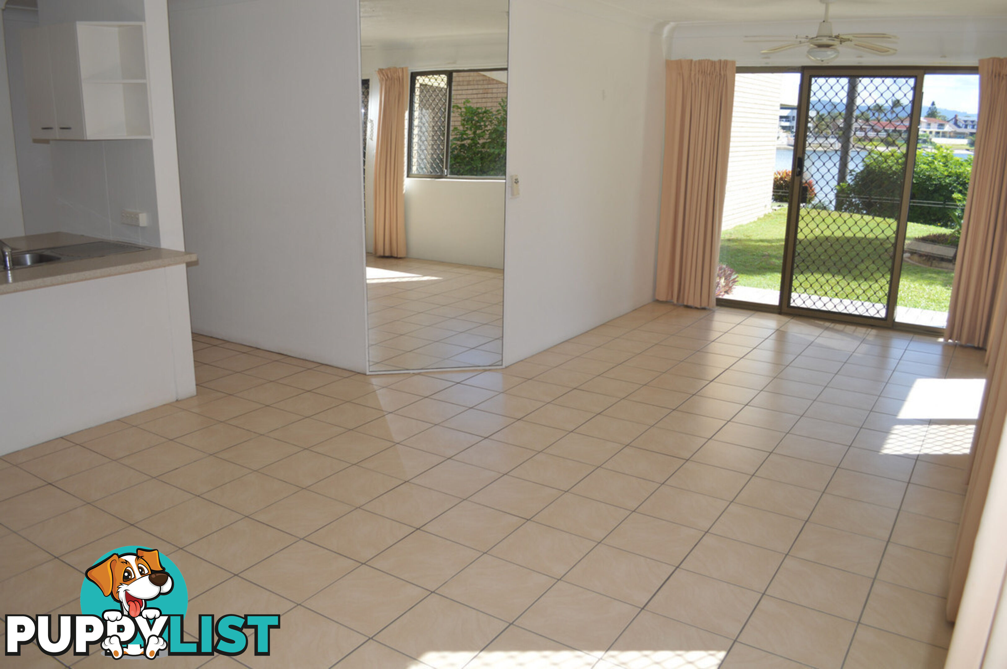 3/45 Duet Drive MERMAID WATERS QLD 4218