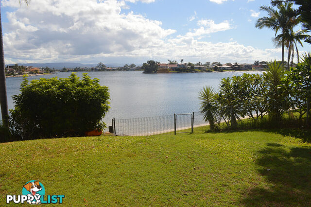 3/45 Duet Drive MERMAID WATERS QLD 4218