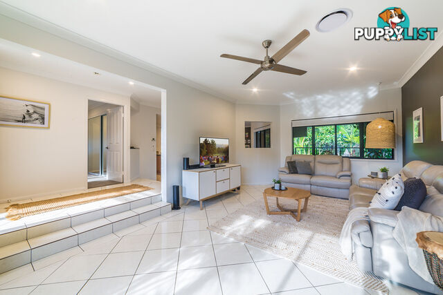 24 Golden Bear Drive ARUNDEL QLD 4214