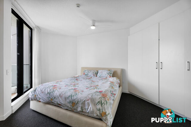 804/41 Labrador Street LABRADOR QLD 4215
