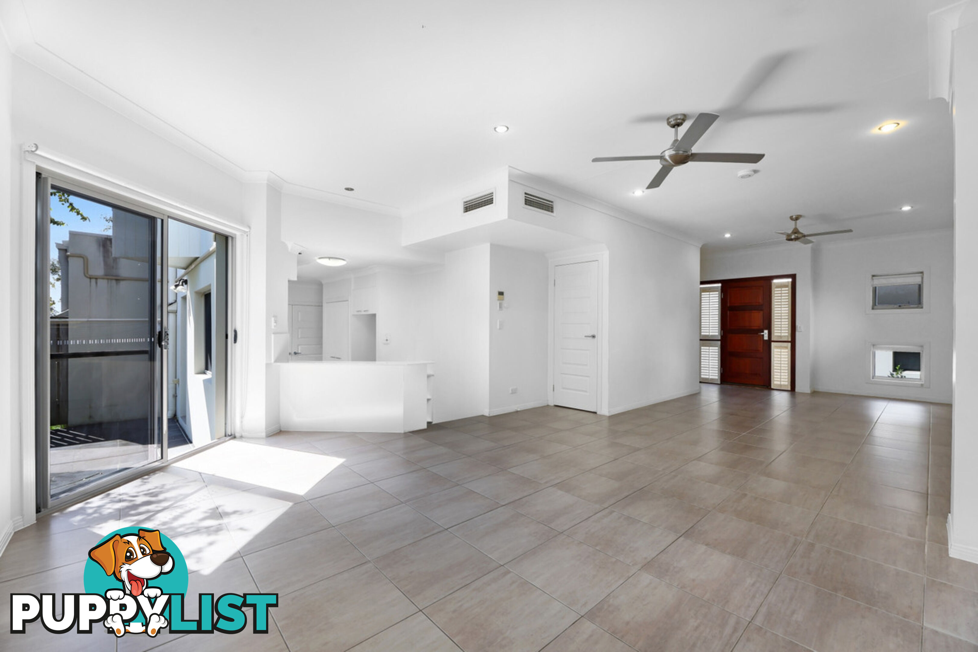 3/5 Ashbourne Terrace BIGGERA WATERS QLD 4216