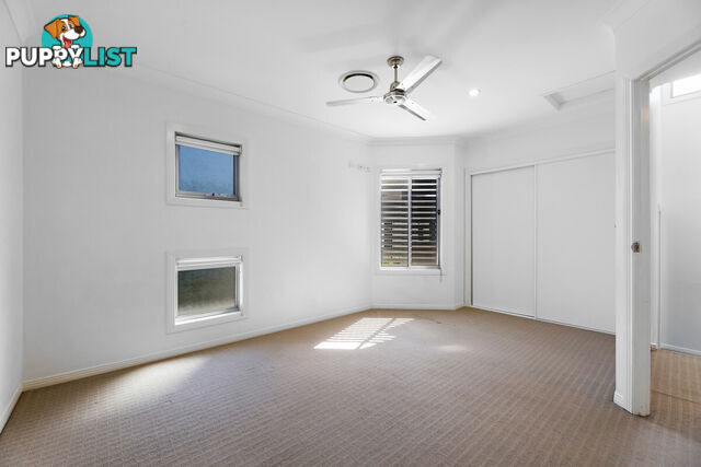 3/5 Ashbourne Terrace BIGGERA WATERS QLD 4216