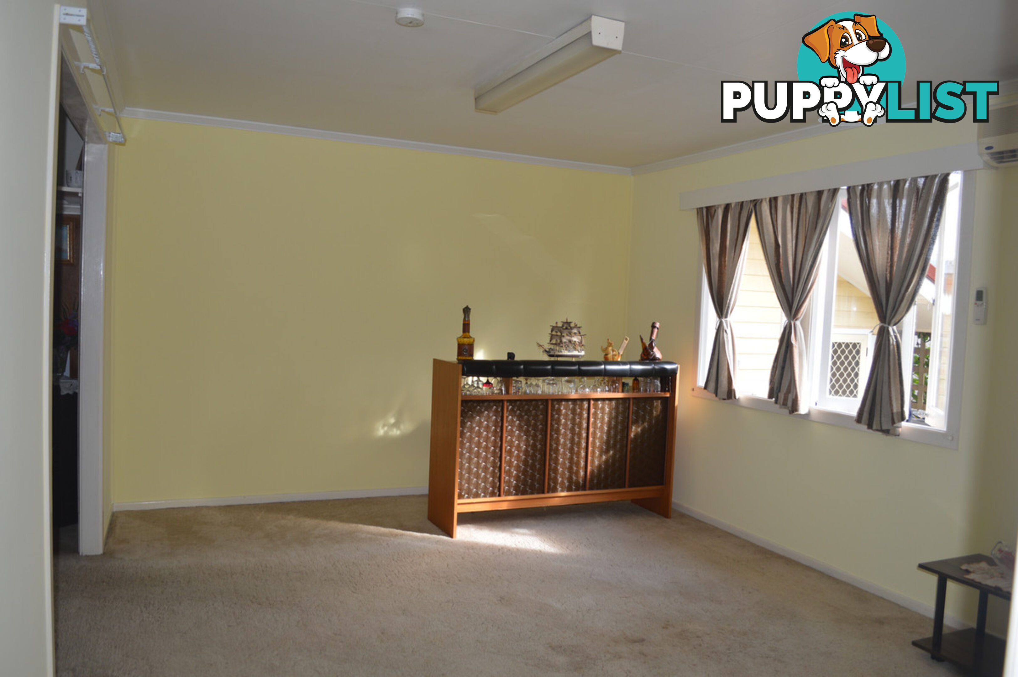 6 Wilson Street LABRADOR QLD 4215