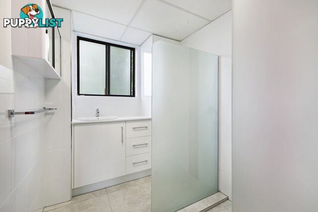 4/22 Markwell Avenue SURFERS PARADISE QLD 4217