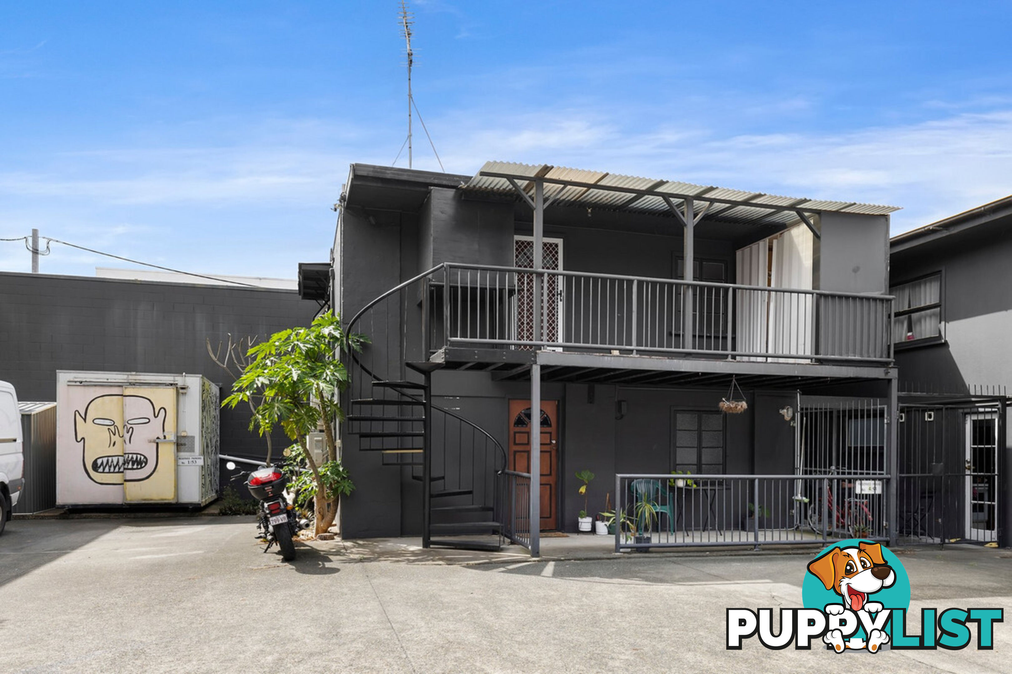 53 Johnston Street SOUTHPORT QLD 4215