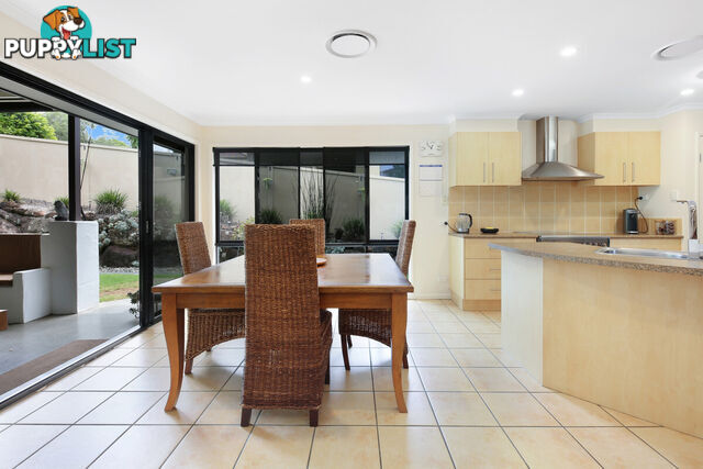 11 Petworth Court ARUNDEL QLD 4214