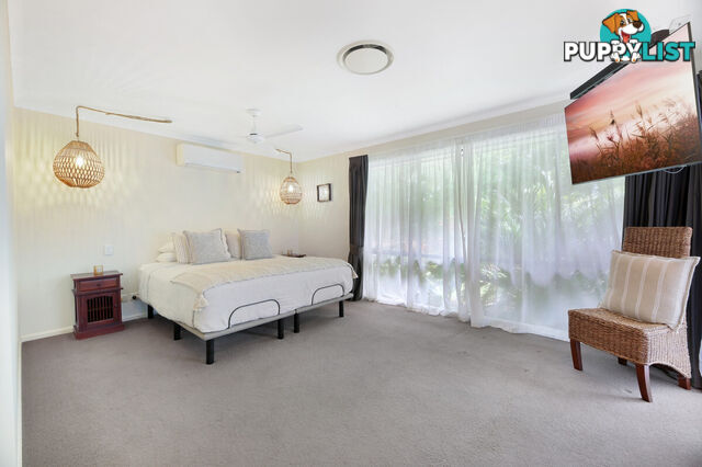 11 Petworth Court ARUNDEL QLD 4214