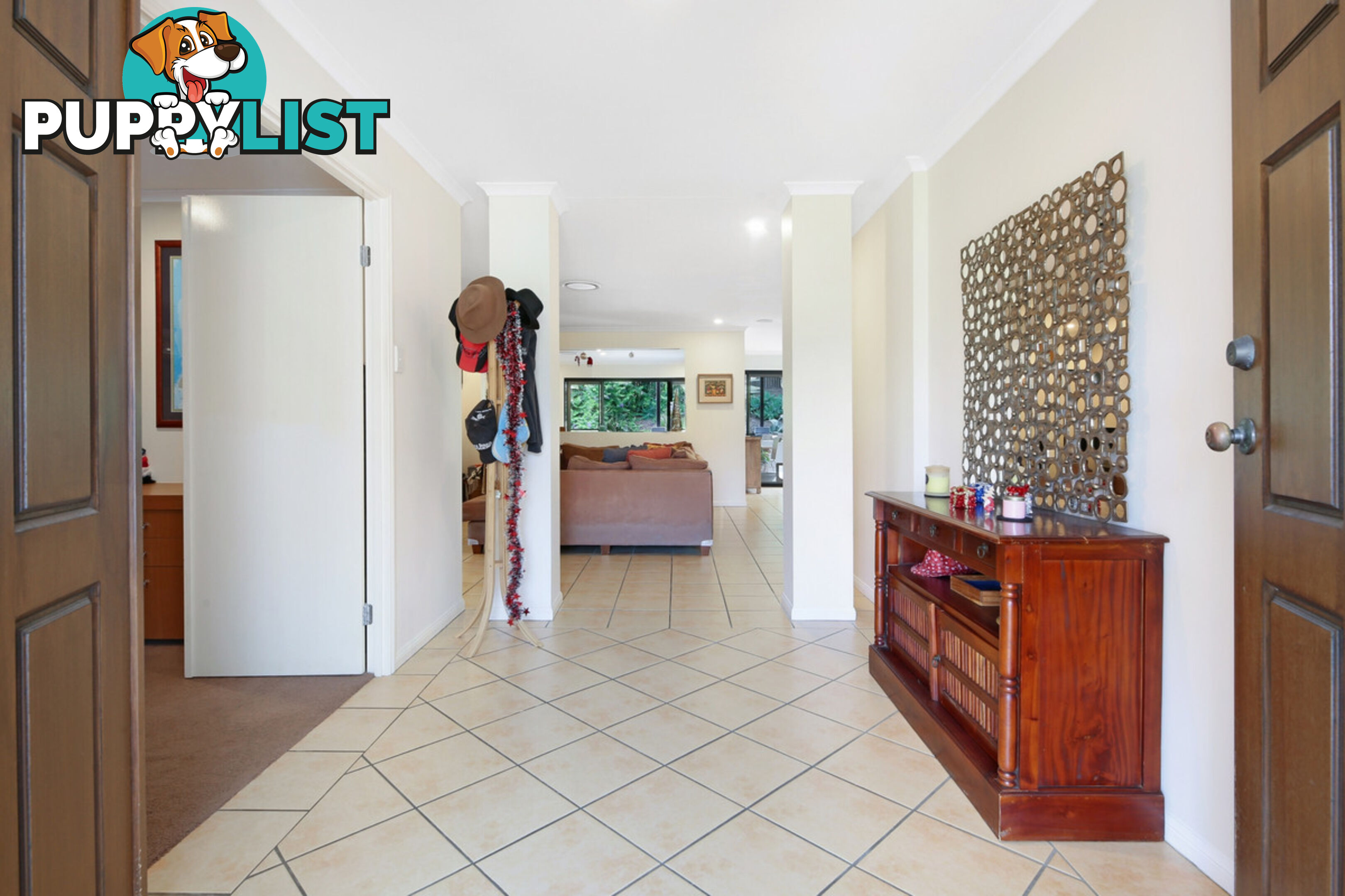 11 Petworth Court ARUNDEL QLD 4214