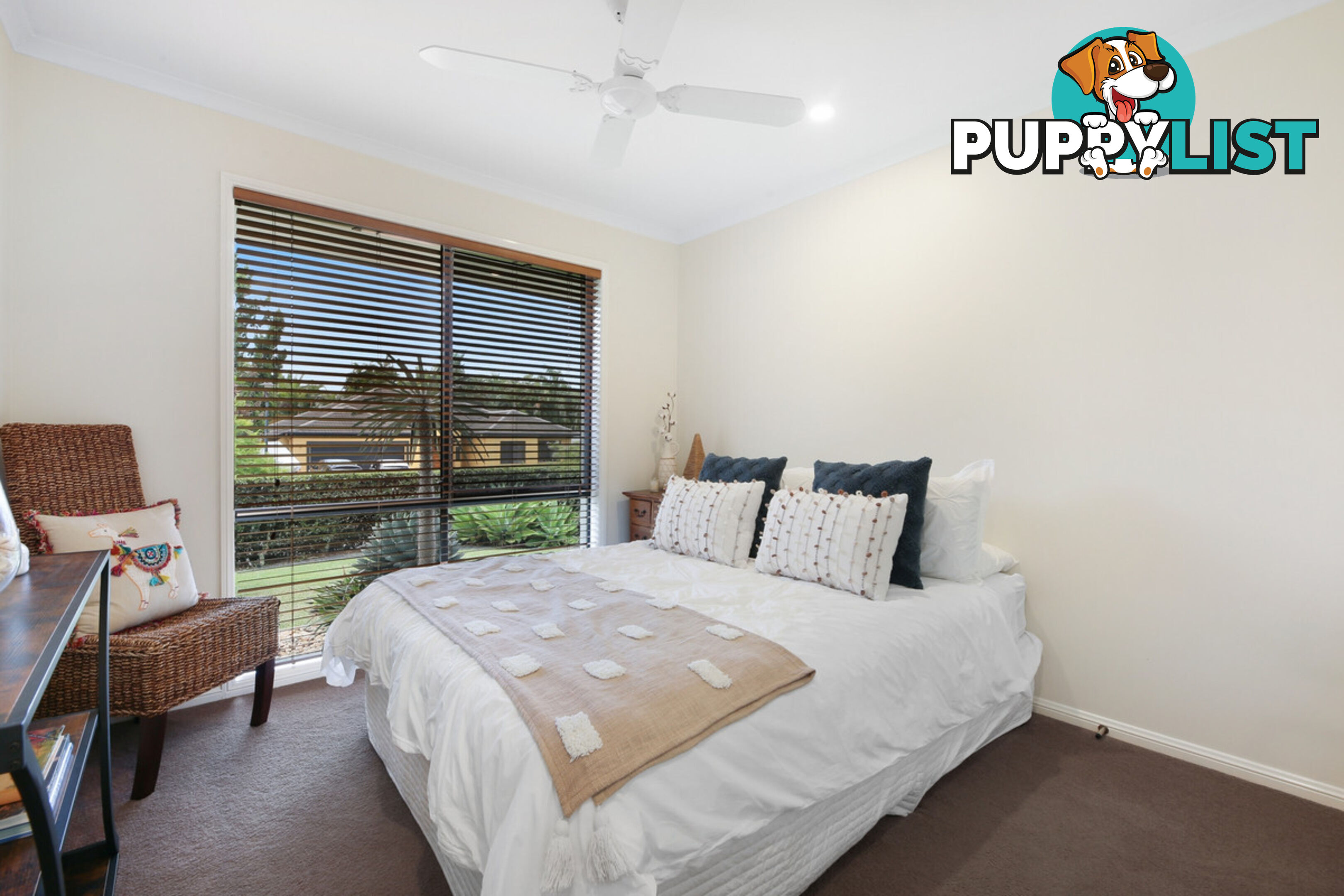 11 Petworth Court ARUNDEL QLD 4214