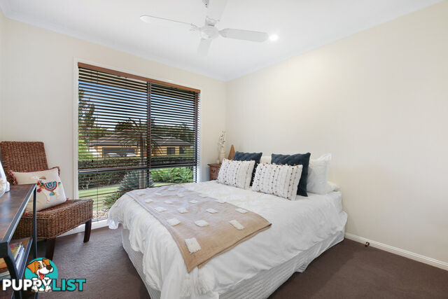 11 Petworth Court ARUNDEL QLD 4214