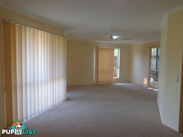 2/18 Corunna Crescent ASHMORE QLD 4214