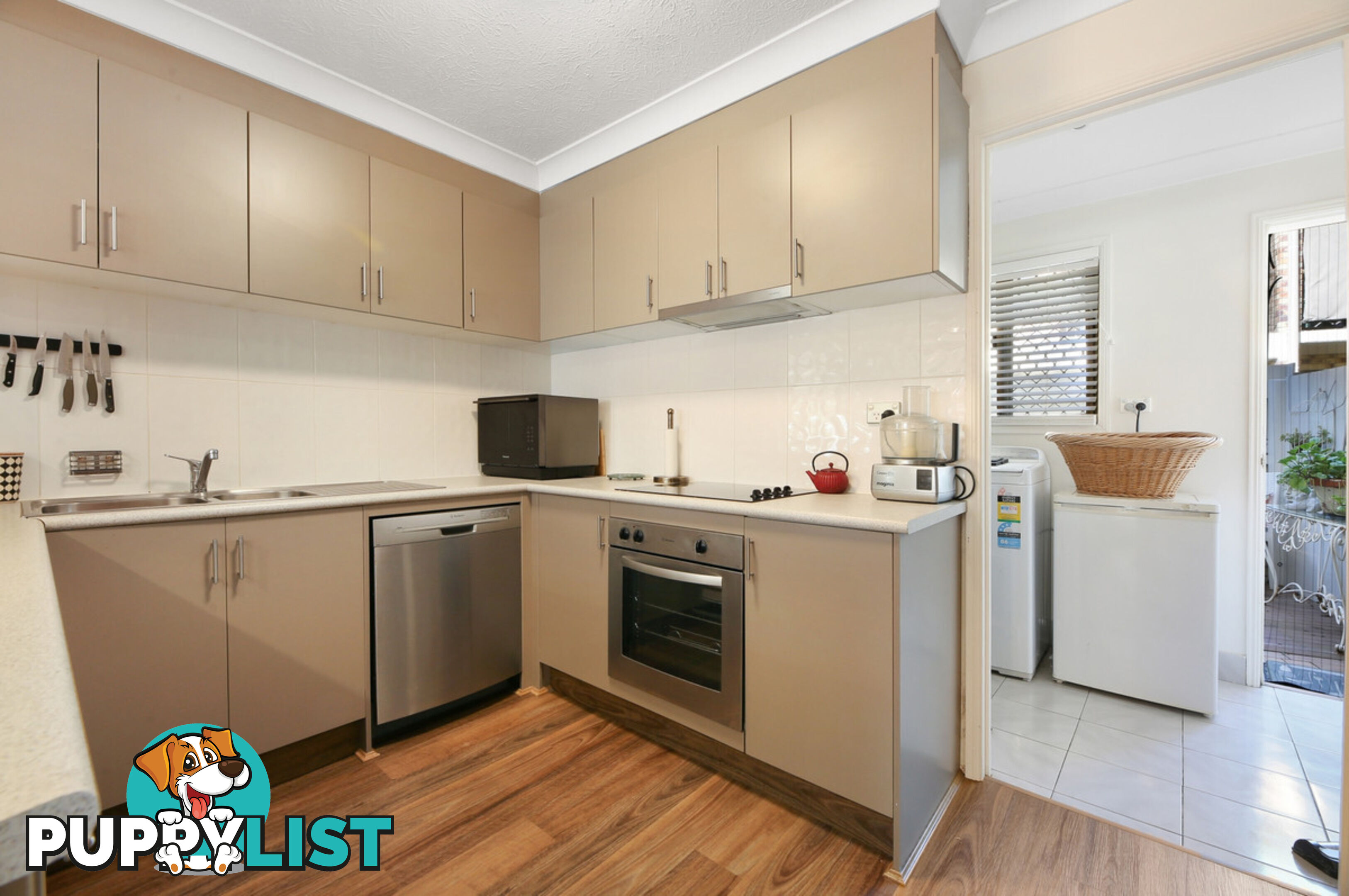 4/16 Lather Street SOUTHPORT QLD 4215
