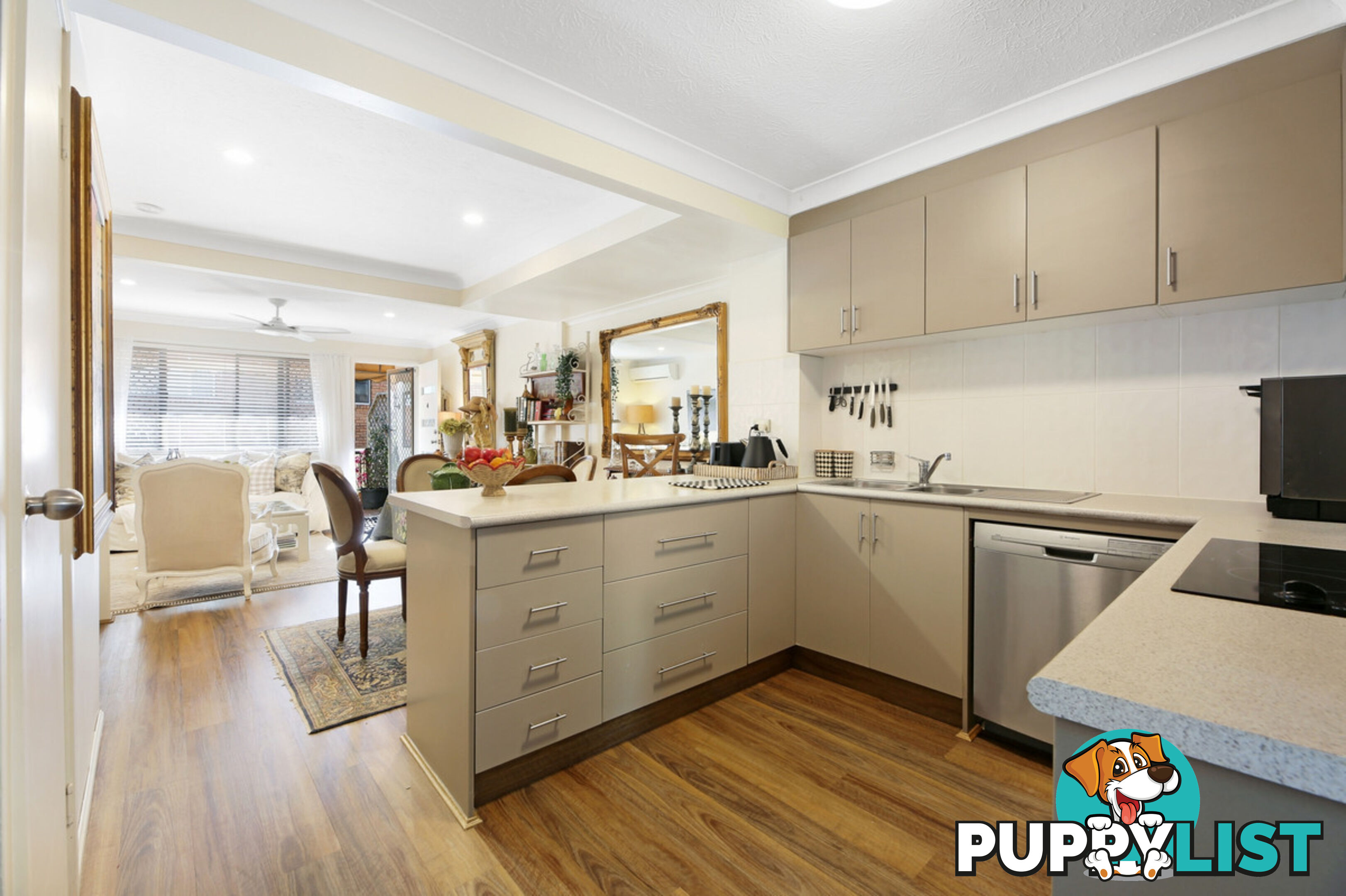 4/16 Lather Street SOUTHPORT QLD 4215