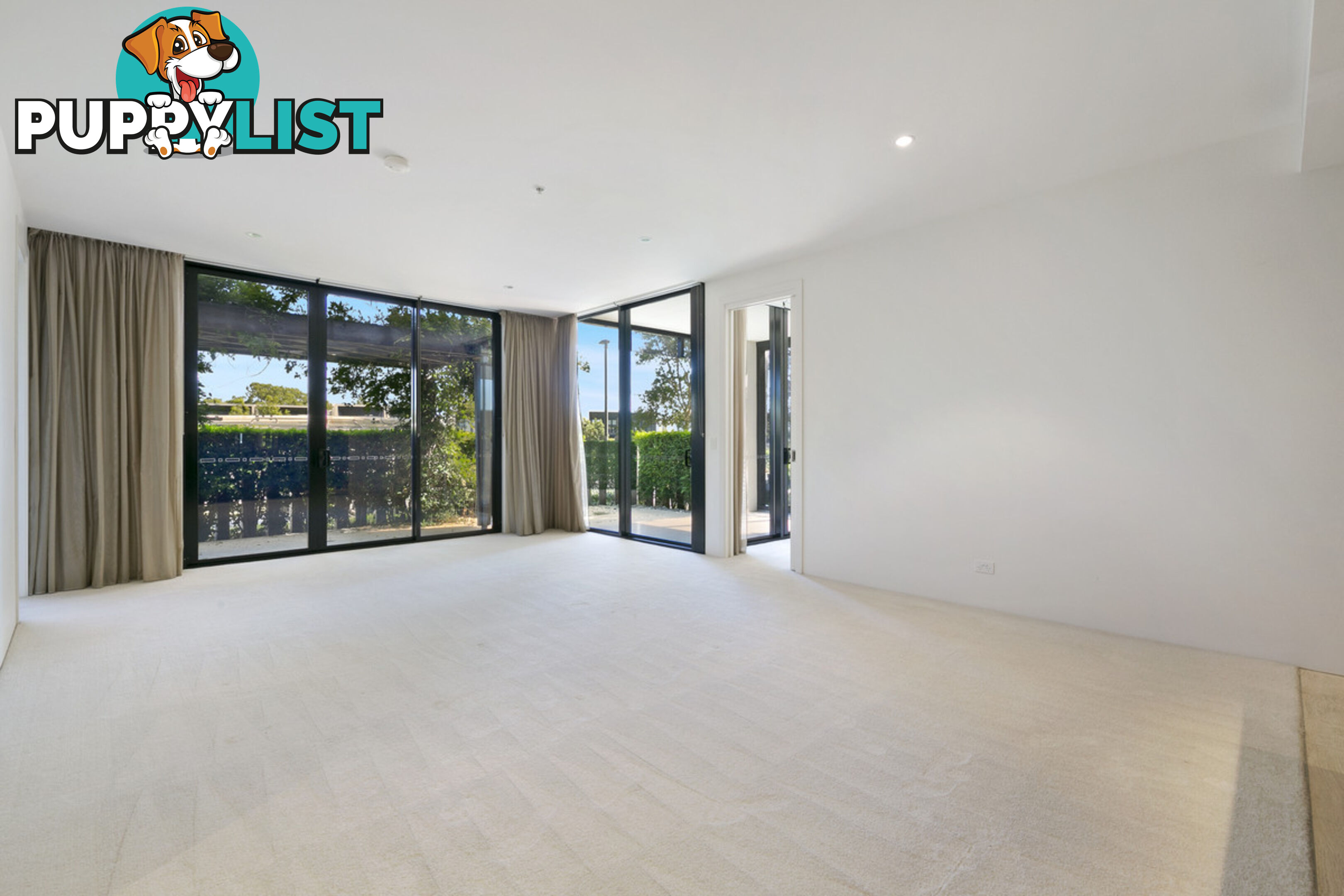 109w/1 Marina Drive BENOWA QLD 4217