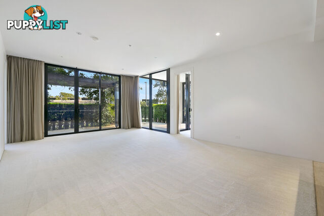 109w/1 Marina Drive BENOWA QLD 4217