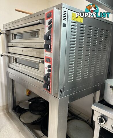 Pizza oven - Zanoli + Pizza Prep Counter Fridge WE WILL DELIVER