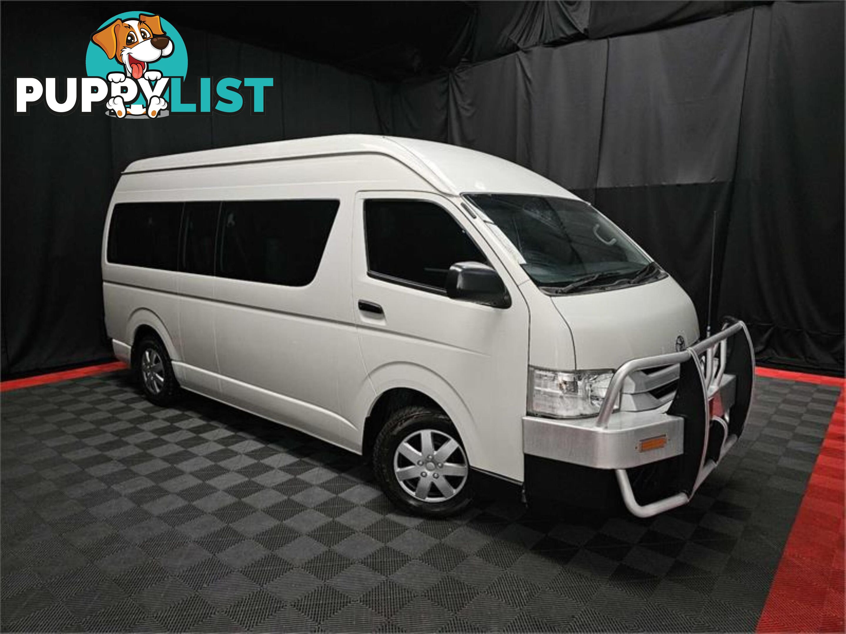 2017 TOYOTA HIACE COMMUTER KDH223RMY16 BUS