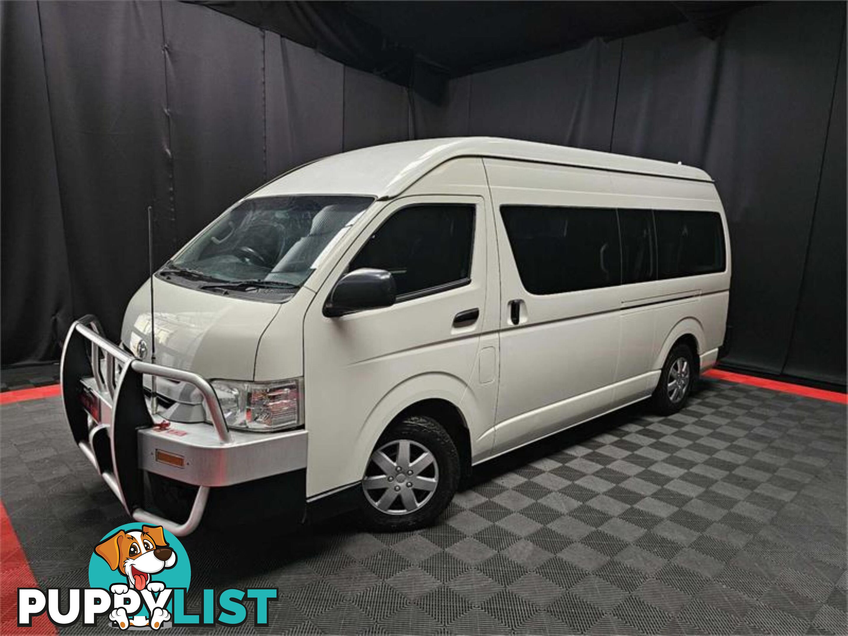 2017 TOYOTA HIACE COMMUTER KDH223RMY16 BUS