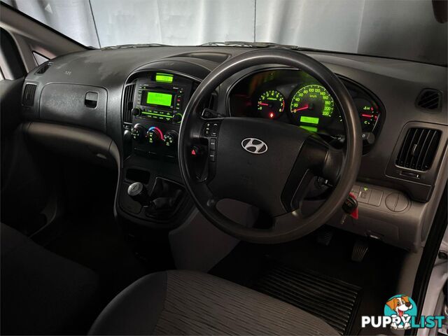 2013 HYUNDAI ILOAD  TQMY13 4D VAN