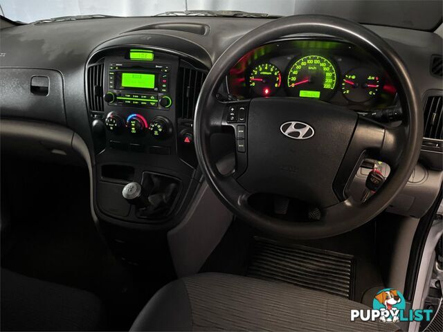 2013 HYUNDAI ILOAD  TQMY13 4D VAN