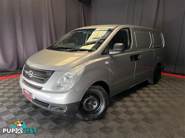2013 HYUNDAI ILOAD  TQMY13 4D VAN
