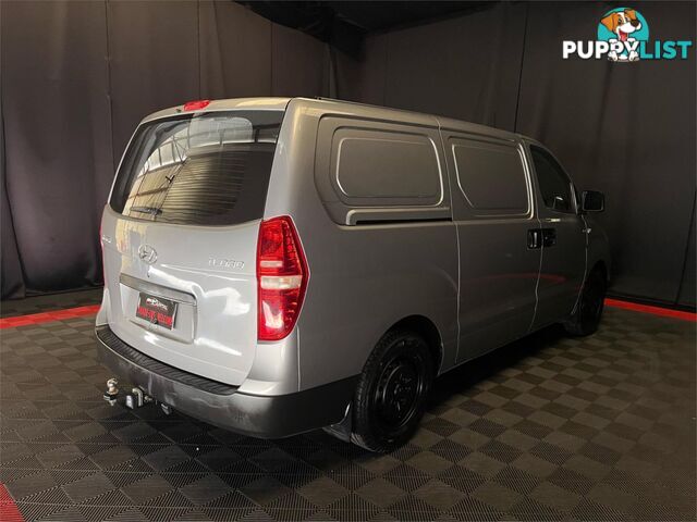 2013 HYUNDAI ILOAD  TQMY13 4D VAN