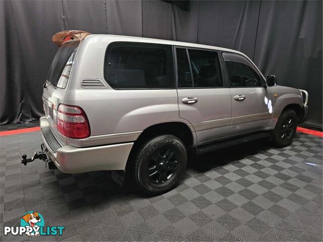 2004 TOYOTA LANDCRUISER SAHARA UZJ100R 4D WAGON