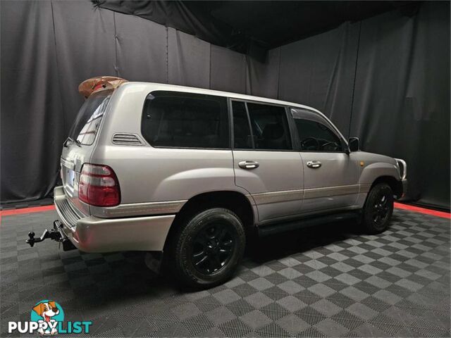 2004 TOYOTA LANDCRUISER SAHARA UZJ100R 4D WAGON